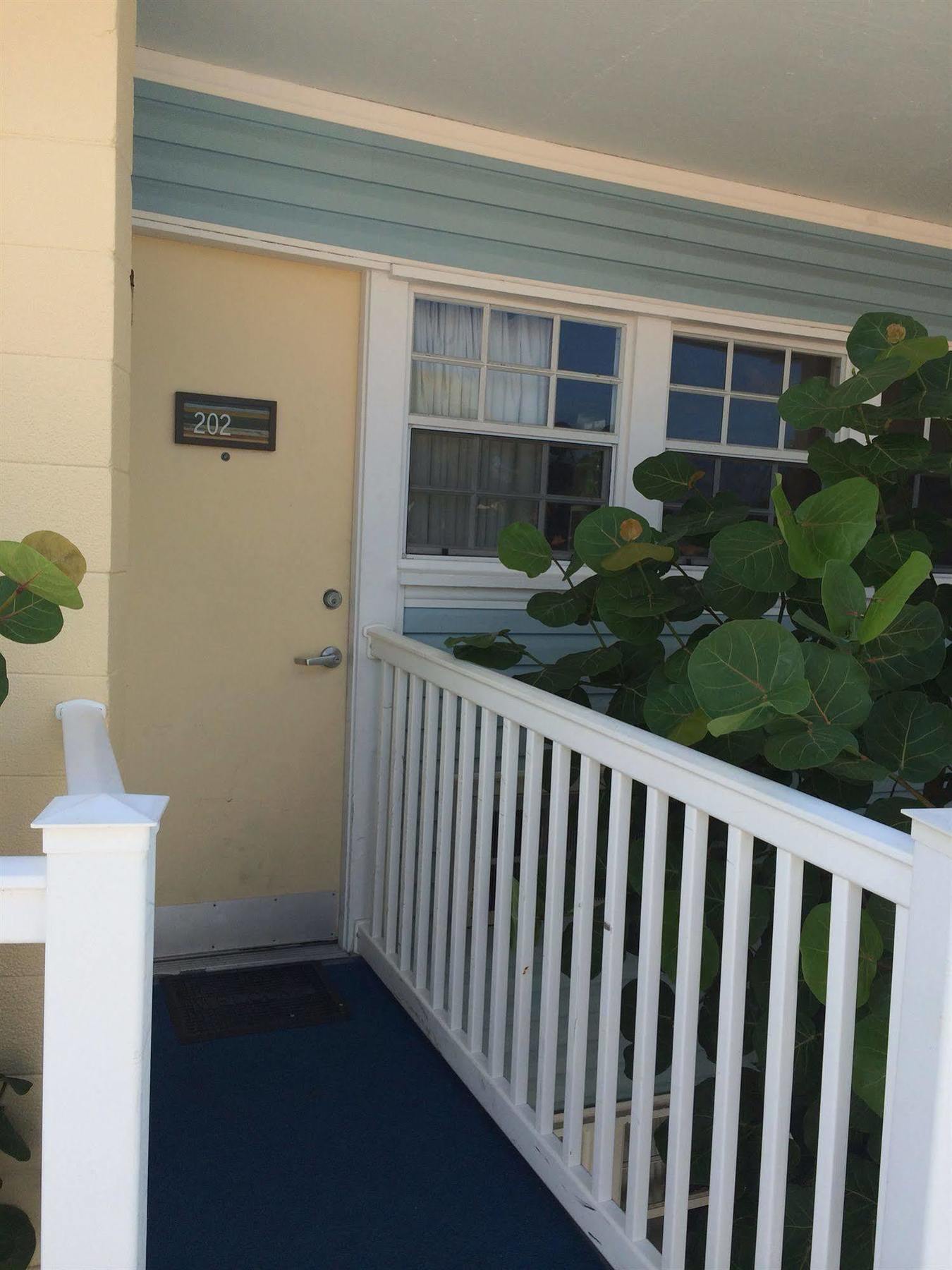 Coquina On The Beach Lido Key  Exterior photo